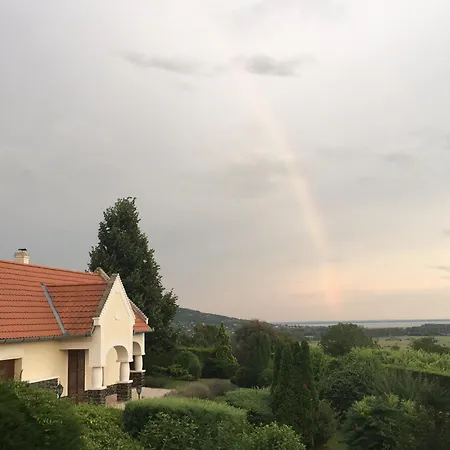 Сasa de vacaciones Hársfa *