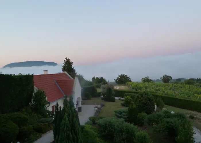 Harsfa Vendeghaz 펜션